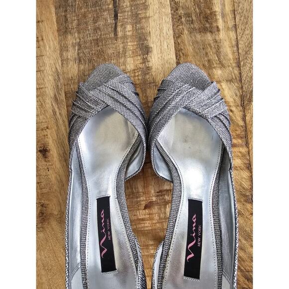 Nina Women's Carrie d'Orsay Pumps Steel Luna Shine Silver Size 7M EUC - Picture 8 of 9